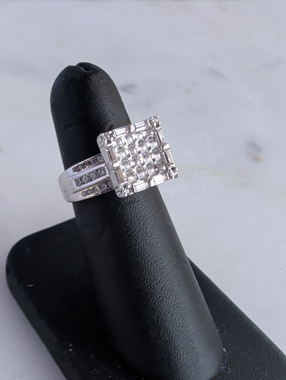 925 Sterling Silver Square Cluster CZ Ring Size 6